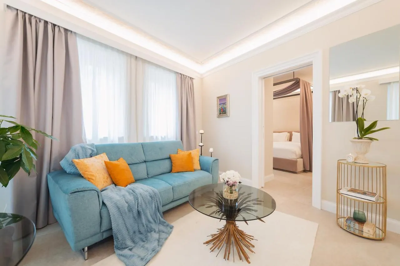 Apartahotel Naxi Suites Taormina